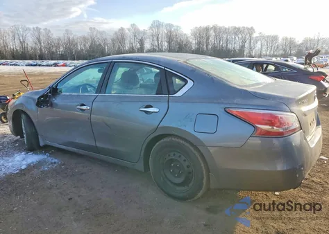 2015 Nissan Altima 2.5 z USA, uszkodzony, nr VIN 1N4AL3AP8FN385284